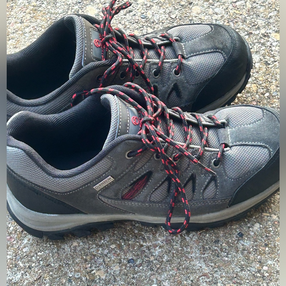 Magellan Men's Outdoors/Hiking Low Shoes Elevation 2.0 US Size 8 D Grey